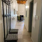4 Personnes Dans Chateau Avec Piscine