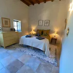 Apartman 4 Personnes Dans Chateau Avec Piscine