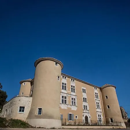 דירה 4 Personnes Dans Chateau Avec Piscine