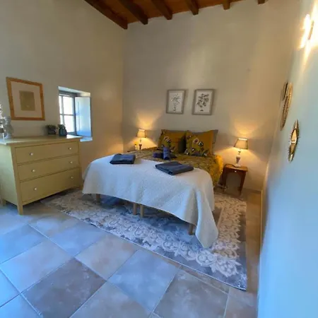 Daire 4 Personnes Dans Chateau Avec Piscine