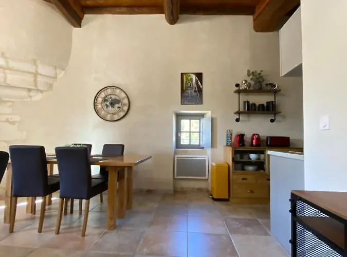 Apartament 4 Personnes Dans Chateau Avec Piscine *