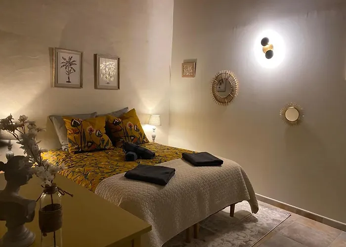 Apartament 4 Personnes Dans Chateau Avec Piscine