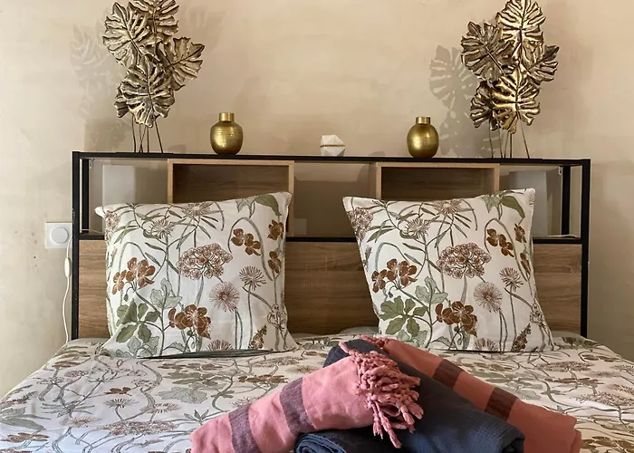 Apartament 4 Personnes Dans Chateau Avec Piscine *